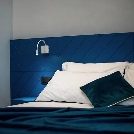 Palazzo Emanuele Luxury B&B 갈리폴리