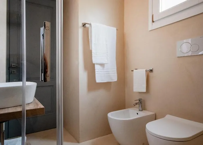 Palazzo Emanuele Luxury Bed & Breakfast 3*